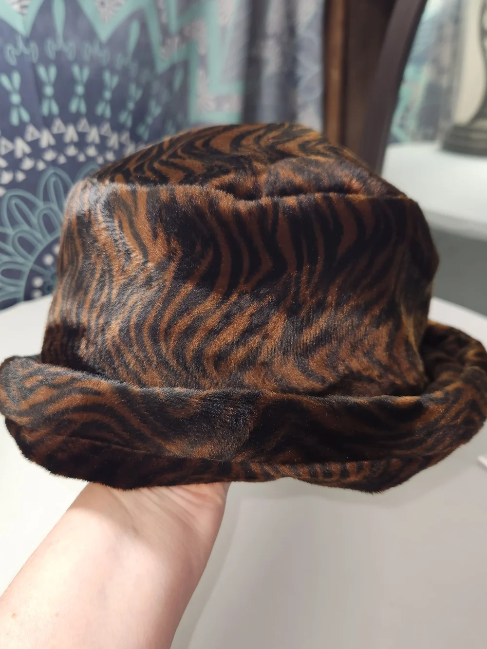 ⭐️Brown Fluffy Animal Print Bucket Hat 90s Festival Y2K Retro Streetwear
